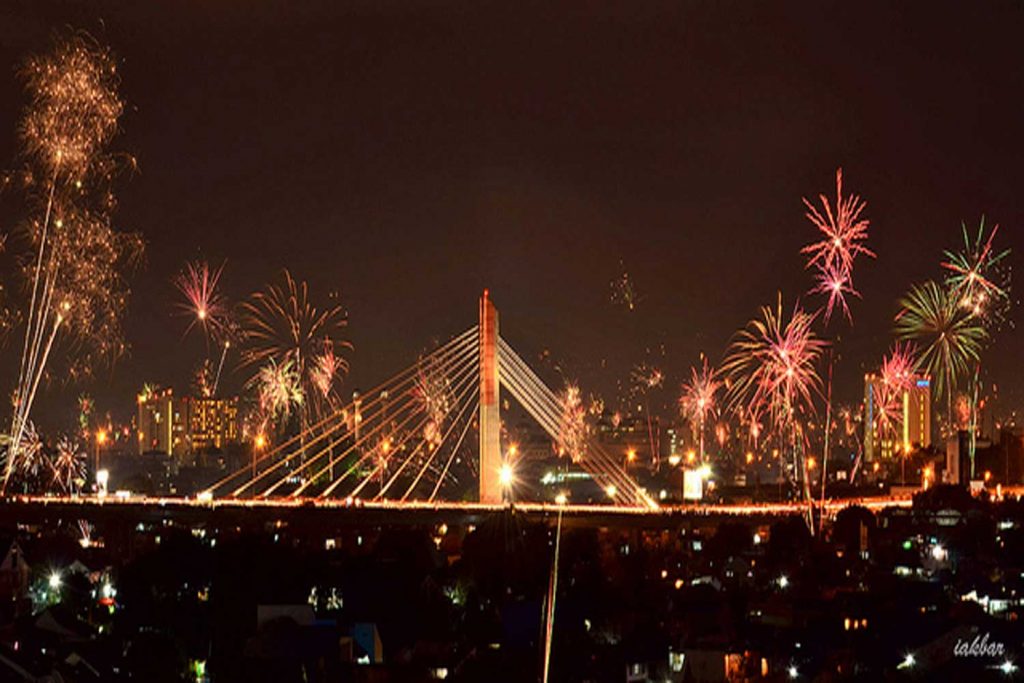 Malam Pergantian Tahun Baru 2017 di Bandung